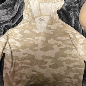 A off white camouflage v neck hoodie from bass pro shop only been wore once